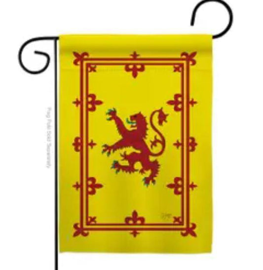 Rampart Lion, Scotland Garden Flag